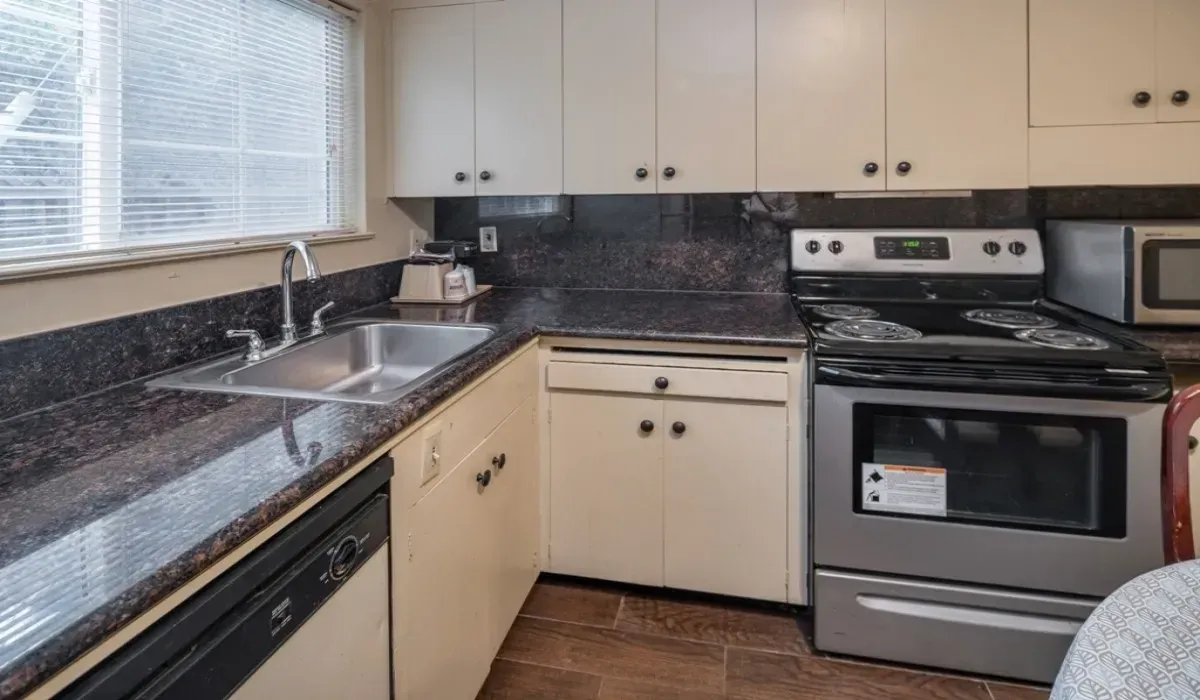Double Queen Kitchenette Suite, view 3