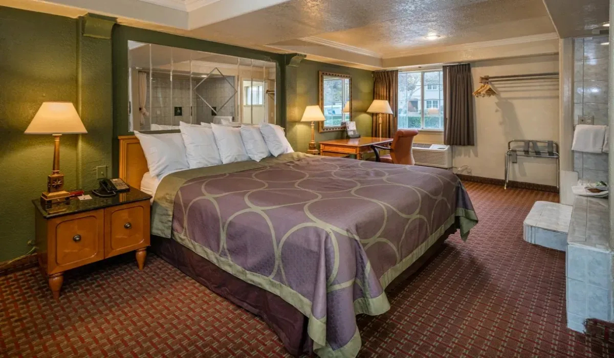 King Suite with Jetted Tub, view 2